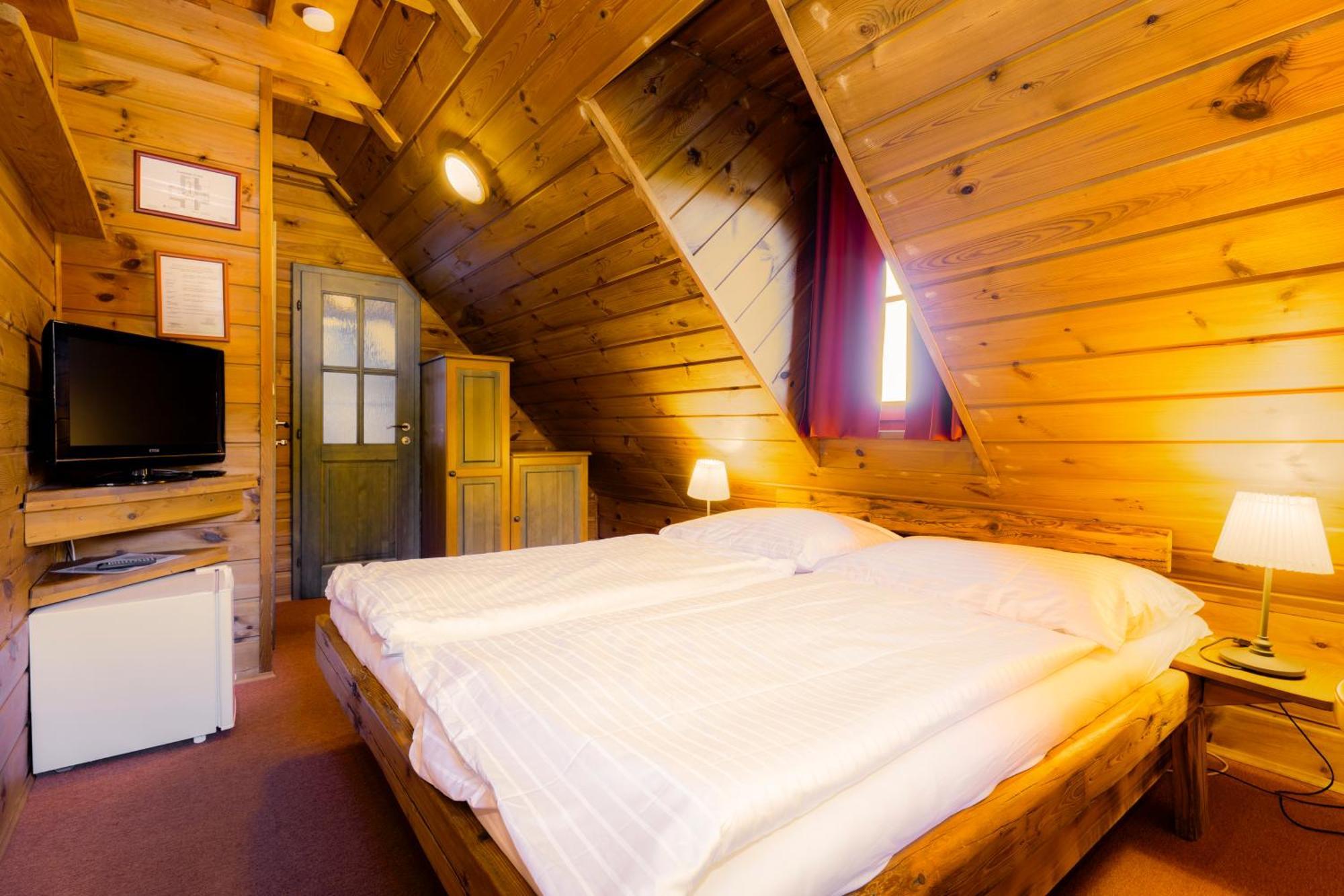 Hotel Leyla Frymburk Exterior foto